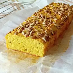 Хляб от тиквички с царевично брашно