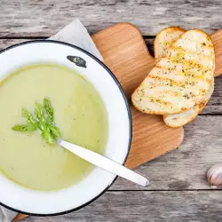 Супа с карфиол и тиквички
