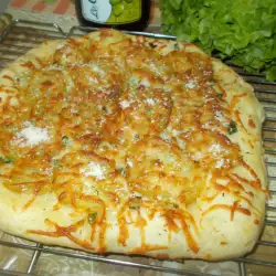 Пица с картофи и лук