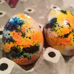 Боядисване на яйца с желатин