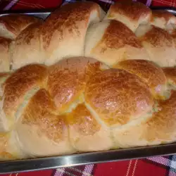 Домашен сплетен хляб