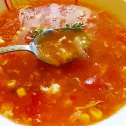 Доматена супа с царевица и бекон