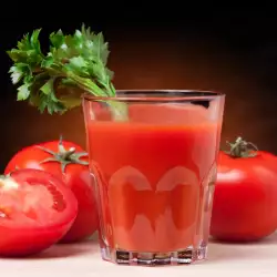 Витаминозен доматен коктейл