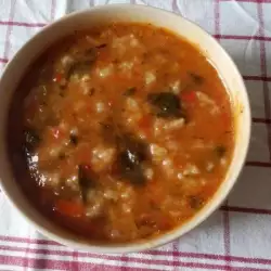 Доматена супа с лук