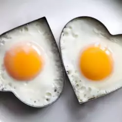 Яйца на фурна с копър