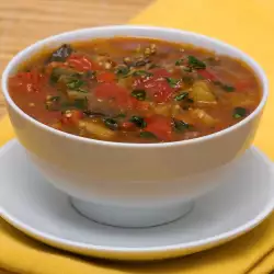 Лятна супа с доматено пюре