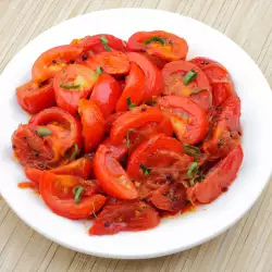 Пържени домати с магданоз