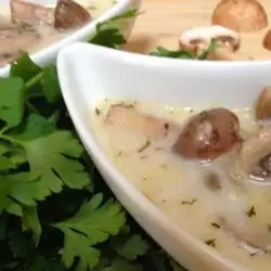 Гъбена супа с мащерка