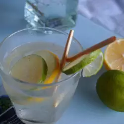 Коктейл с джин и лимонов сок