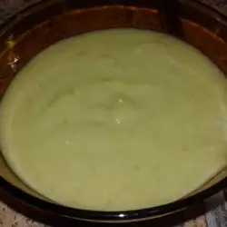 Супа от грах с прясно мляко
