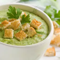 Студена супа от грах и броколи