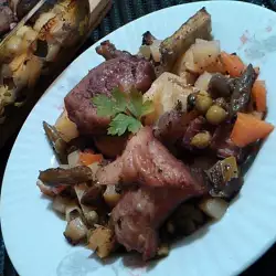 Картофи с месо и патладжани