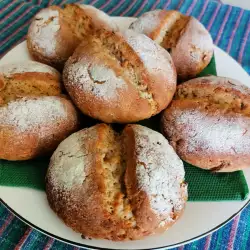 Хлебчета със сушен лук