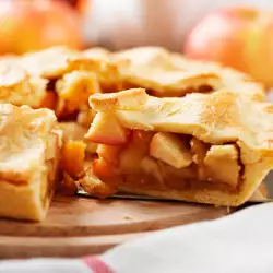 Есенни десерти с ябълки