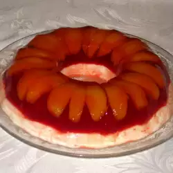 Желиран десерт с праскови