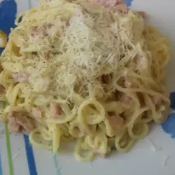 Спагети карбонара с кашкавал