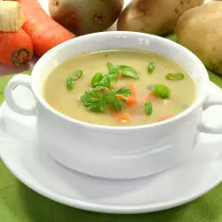 Вегетарианска супа с крутони