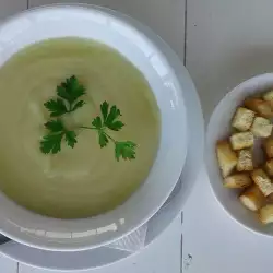 Крем супа от моркови с картофи