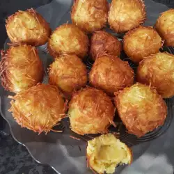 Картофени кюфтета с жълтъци