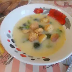 Крем супа от броколи с крутони