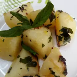 Гарнитура с картофи и лимони