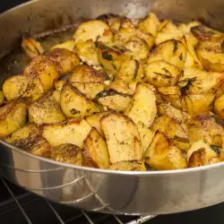 Печени картофи с масло