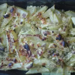 Картофи на фурна със зеленчуков бульон
