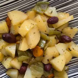 Задушени картофи с маслини по гръцки