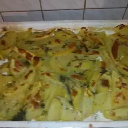 Меки картофки на фурна с домашен чеснов сос