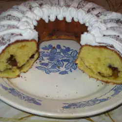 Кейк със сладко от бели череши