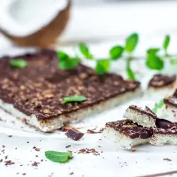 Постен кокосов сладкиш без захар и без печене