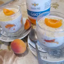 Млечен крем с плодове