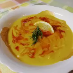Супа от червена леща с лимони