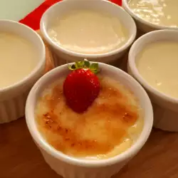 Десерти с жълтъци без брашно
