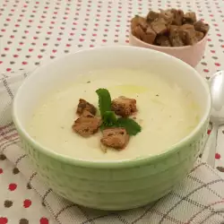 Крем Супа със Зеленчуков Бульон