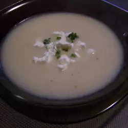 Супа от тиквички с лук