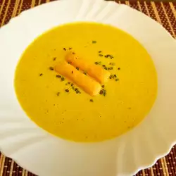 Крем супа от тиквички със сметана