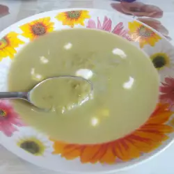 Супа от грах със сметана