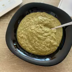 Супа от тиквички с копър