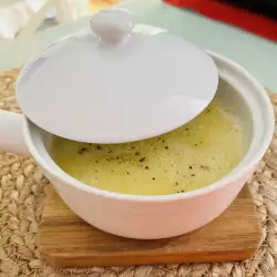 Кремсупа от тиквички с крема сирене