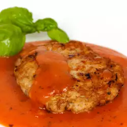 Сос за месо с доматено пюре