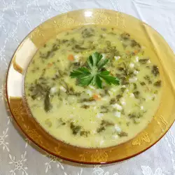 Пролетна супа с лапад, ориз и моркови