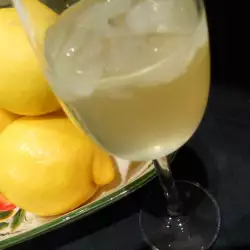 Алкохол с Лимони