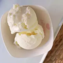 Сладолед със сладко без яйца