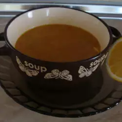 Супа от червена леща с джинджифил