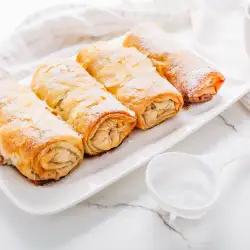 Най-лесните ябълкови щруделчета у дома