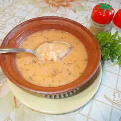 Млечна супа с ориз и ароматни билки