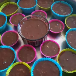 Шоколадови мъфини със сода бикарбонат