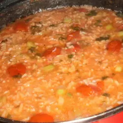 Постен ориз с чери домати