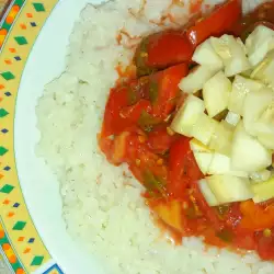 Оризова салата с тиквички
